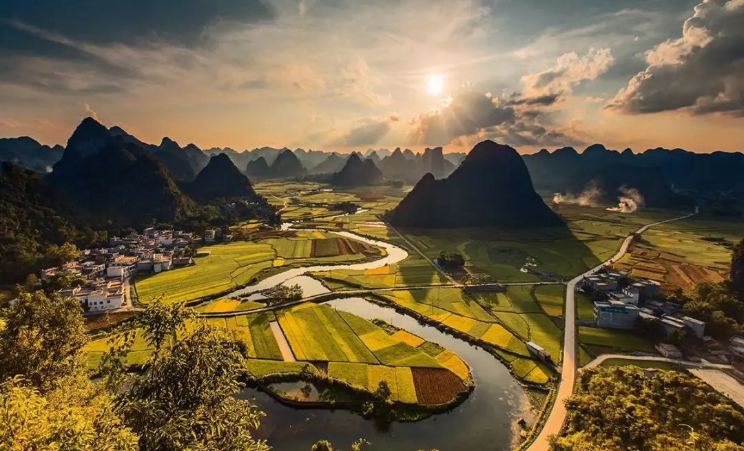 广西，历史长河中的绚丽篇章